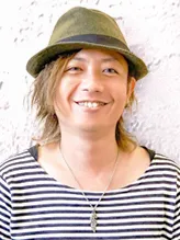 山下